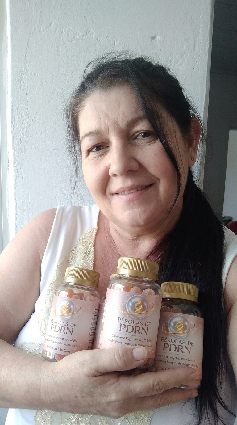 Mulher_tirando_self_produto_beleza_202605112331